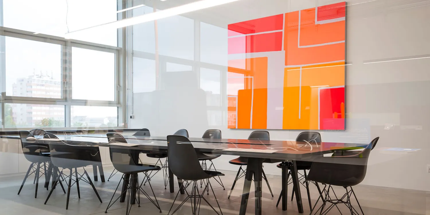 Gemälde DYSTOTAL – SINNENFUNDAMENT von Markus Ebner aus der Galerie Jacky Strenz im Münchner Büro der CSMM-Architekten