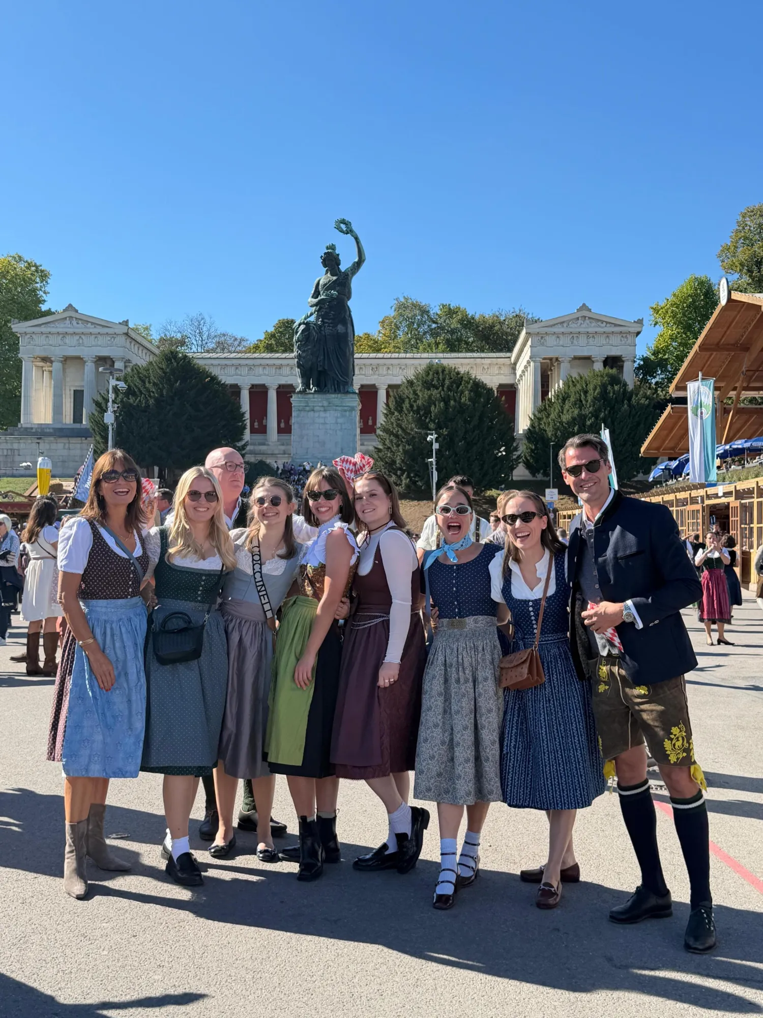 Gruppe vor Bavaria