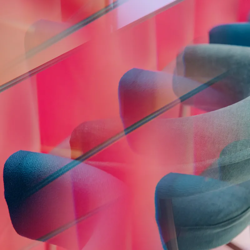 Softwareunternehmen, München: moderner Tresen mit Sitzhockern